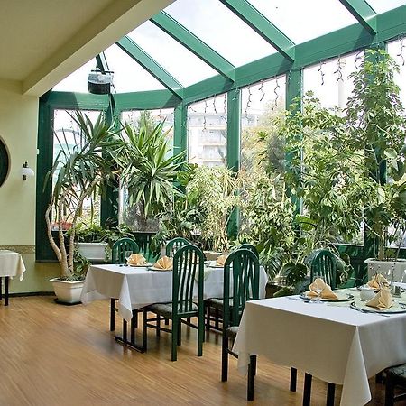 Hotel Dorrian Познань Екстер'єр фото